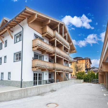 Luxury Penthouse With Balcony Ski Storage Carport Lift Leilighet Brixen im Thale Eksteriør bilde