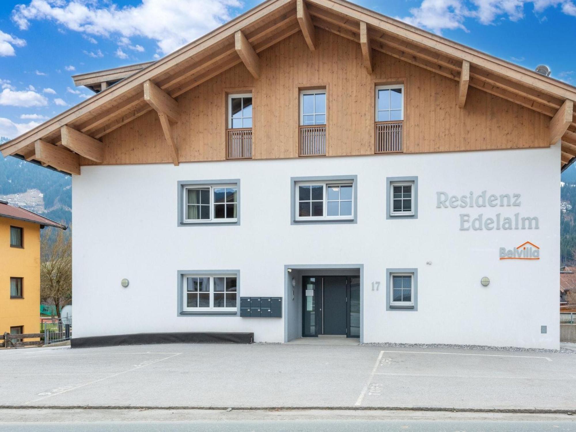 Luxury Penthouse With Balcony Ski Storage Carport Lift Leilighet Brixen im Thale Eksteriør bilde