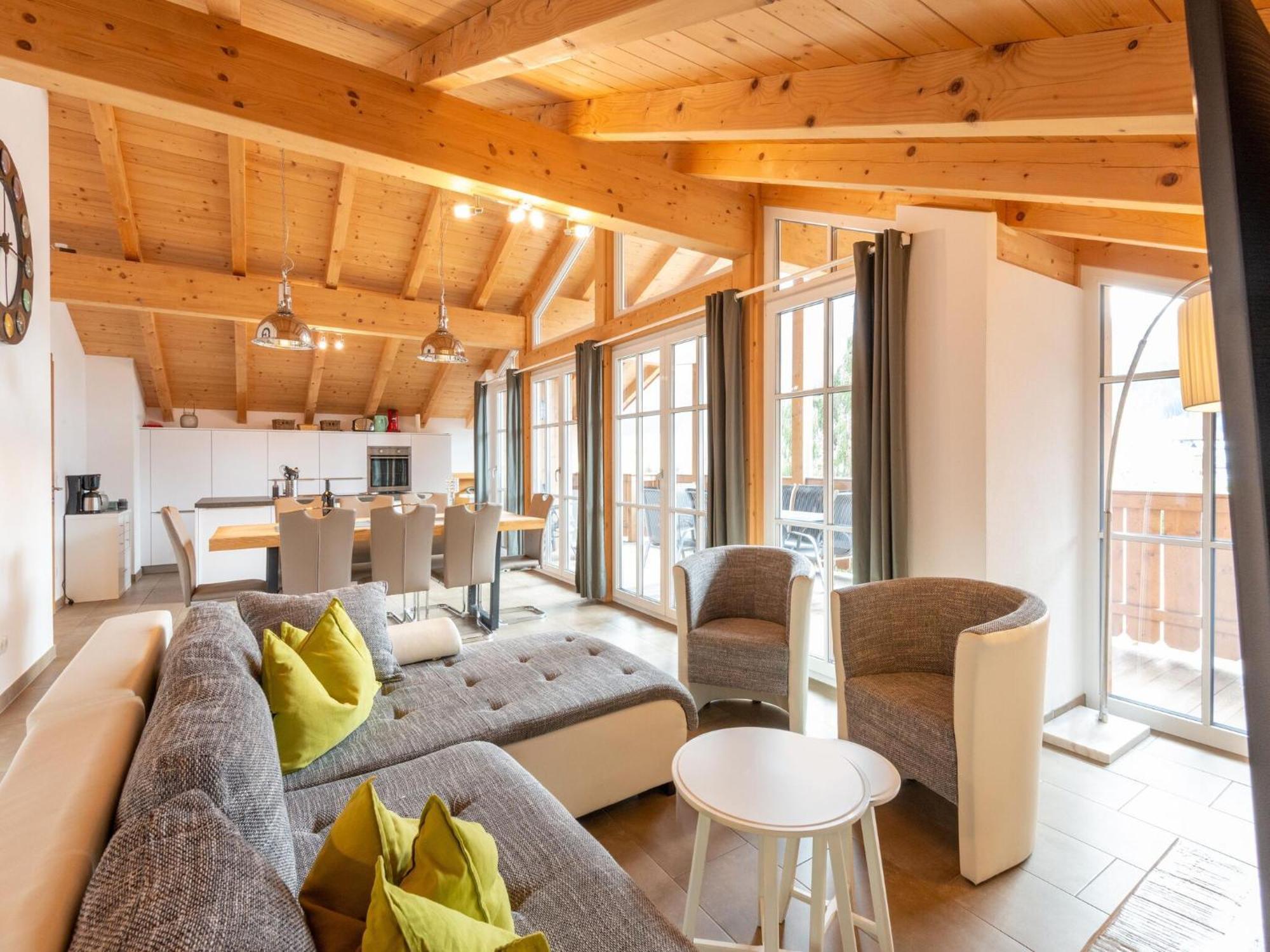 Luxury Penthouse With Balcony Ski Storage Carport Lift Leilighet Brixen im Thale Eksteriør bilde