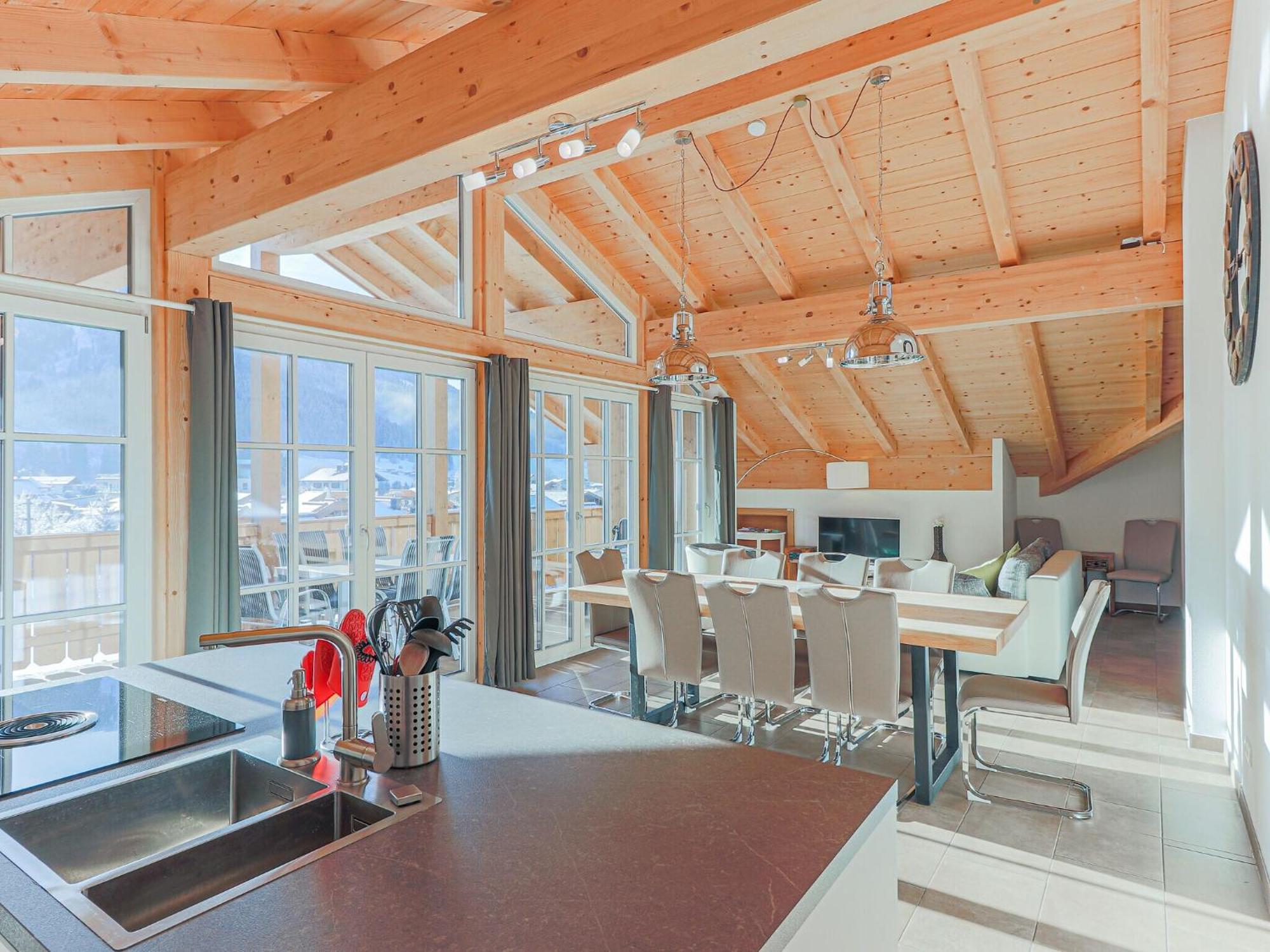 Luxury Penthouse With Balcony Ski Storage Carport Lift Leilighet Brixen im Thale Eksteriør bilde