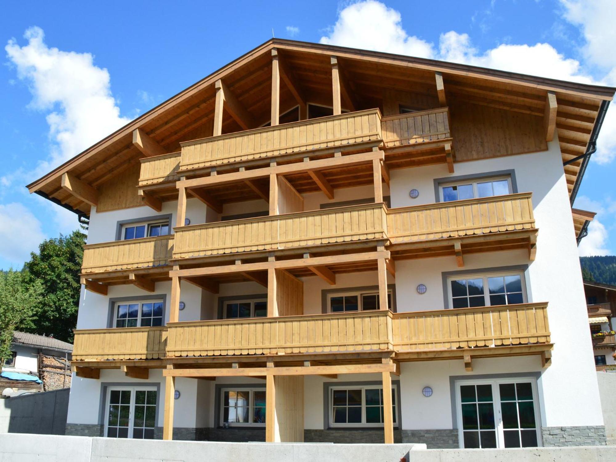 Luxury Penthouse With Balcony Ski Storage Carport Lift Leilighet Brixen im Thale Eksteriør bilde